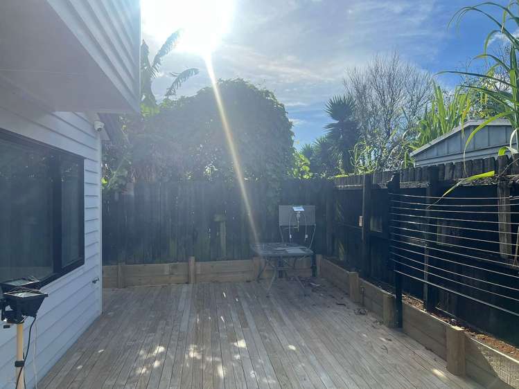 22B Sunlands Drive Manurewa_13