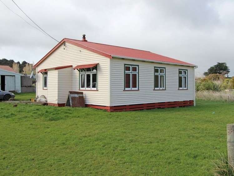 2 Akaroa Street Pongaroa_0