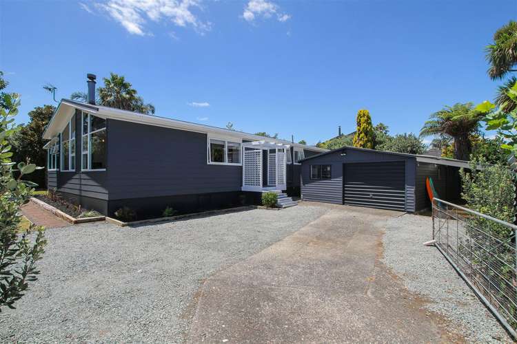 11 Taihiki Road Clarks Beach_22