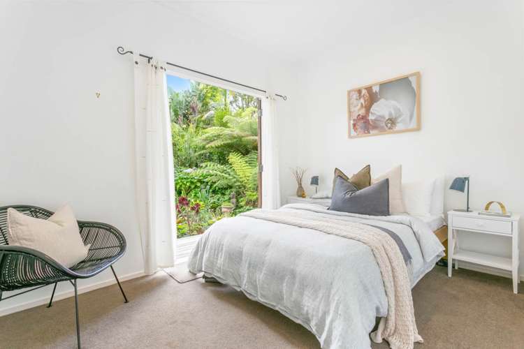 159 Scenic Drive Titirangi_10