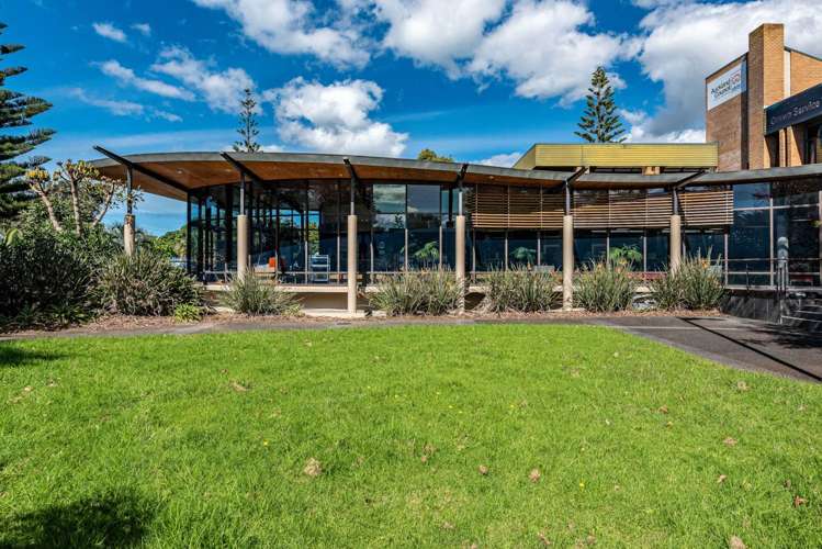 50 Centreway Road Orewa_5