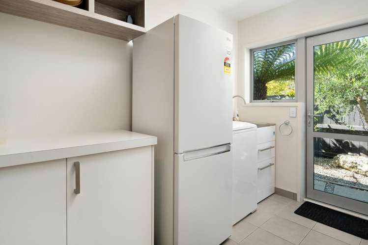 23 Covent Gardens Springlands_13