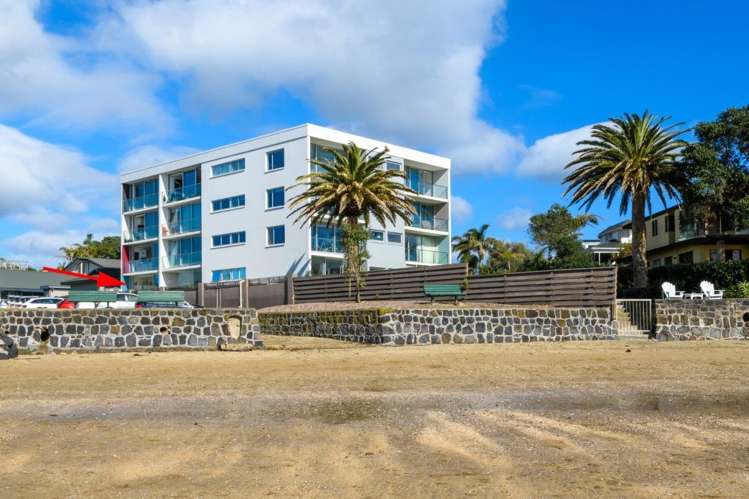 3/64 Milford Road Milford_16