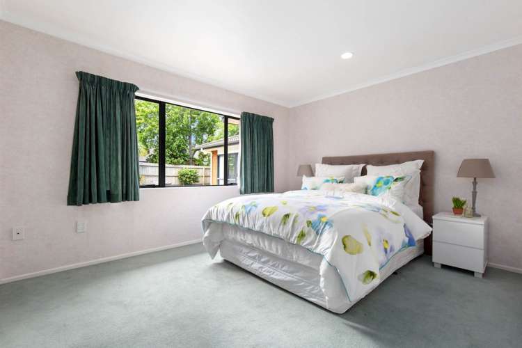 7 Trossach Place Wattle Downs_9