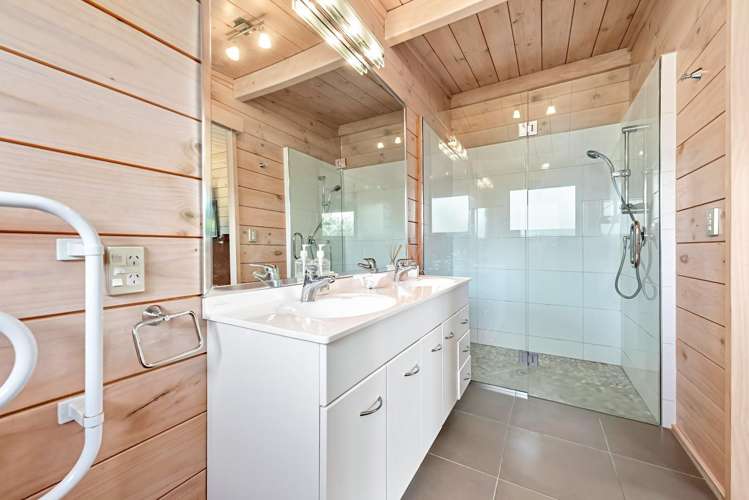 9 Via Aroha Waitarere Beach_18