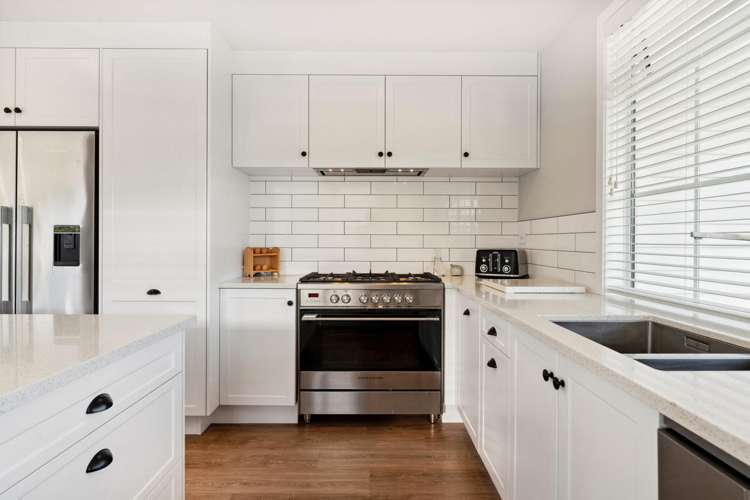 8 Pukatea Lane Kinloch_8