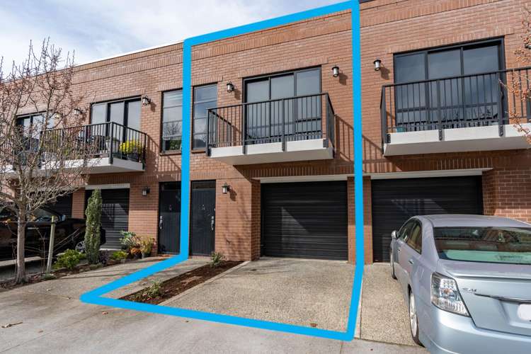 14 Village Quarter Lane_0