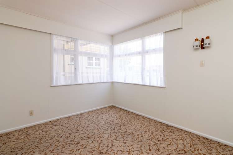 420 Tremaine Avenue Takaro_19