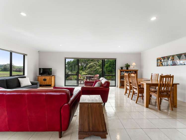 63A Farquharson Road_5