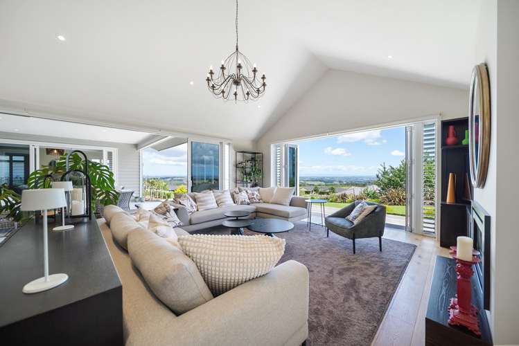 22 Lawrence Carter Drive Bombay_17