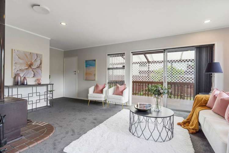 16 Staincross Street Green Bay_11