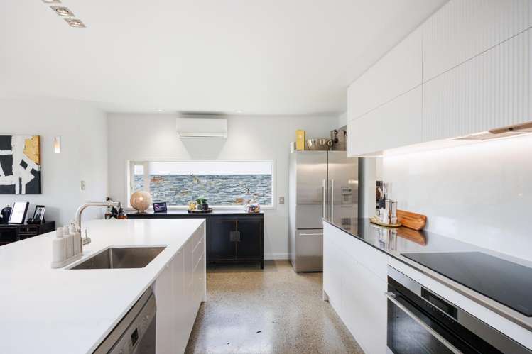 297 Fitzherbert Avenue West End_6