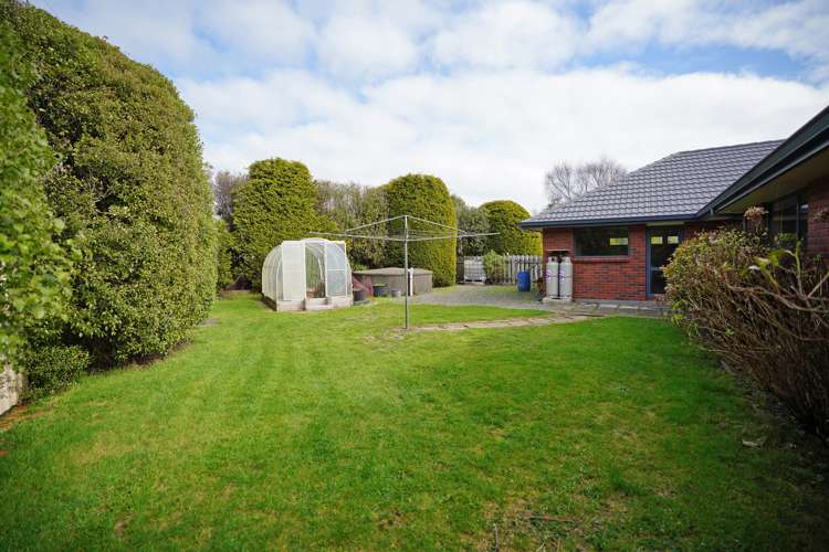 25 Spence Avenue Otatara_33