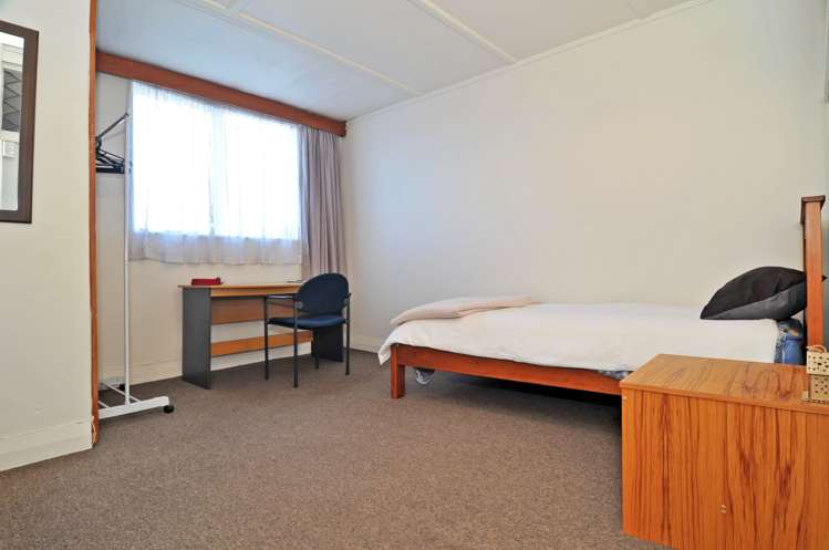 182 South Road Caversham_13