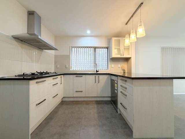 10 A Killarney Road Flat Bush_1