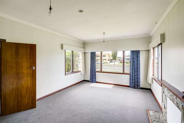 313 Kennedy Road Onekawa_2