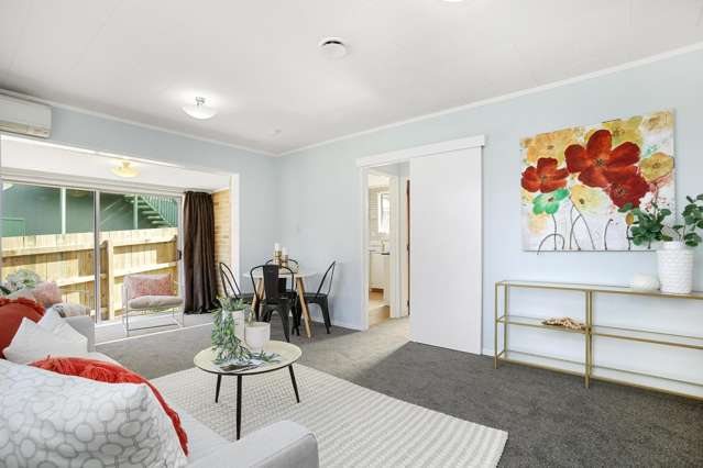 11 Lowry Crescent Stokes Valley_1