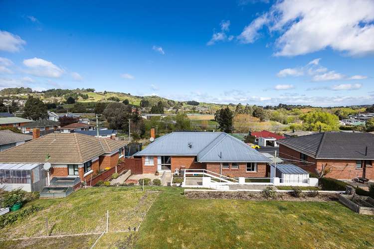 13 Waldron Crescent Green Island_14