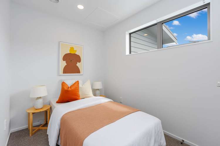 832a East Coast Road Oteha_20