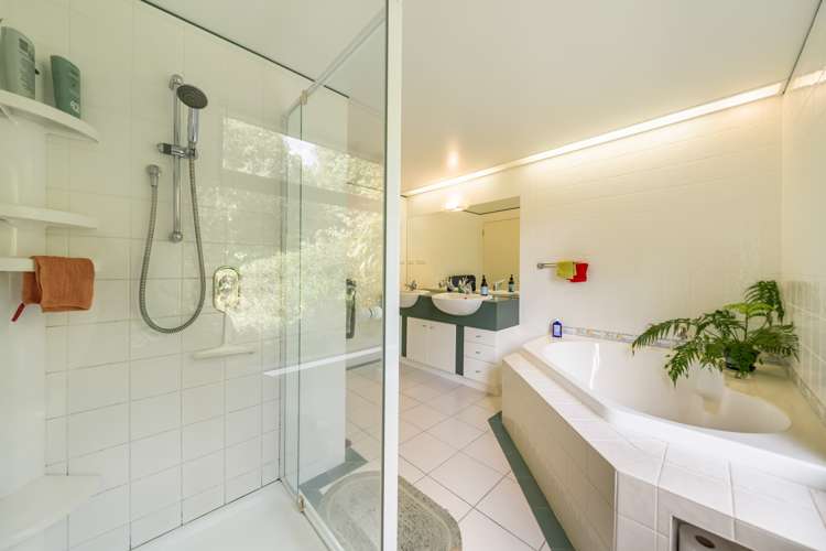 268 Stratton Street Normandale_20