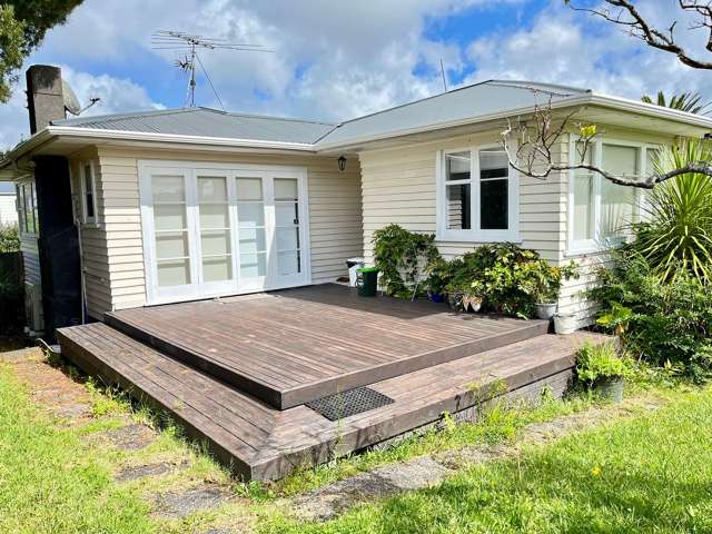 46 Kelman Road Kelston_2