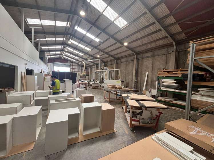 122 Gracefield Road Lower Hutt_7