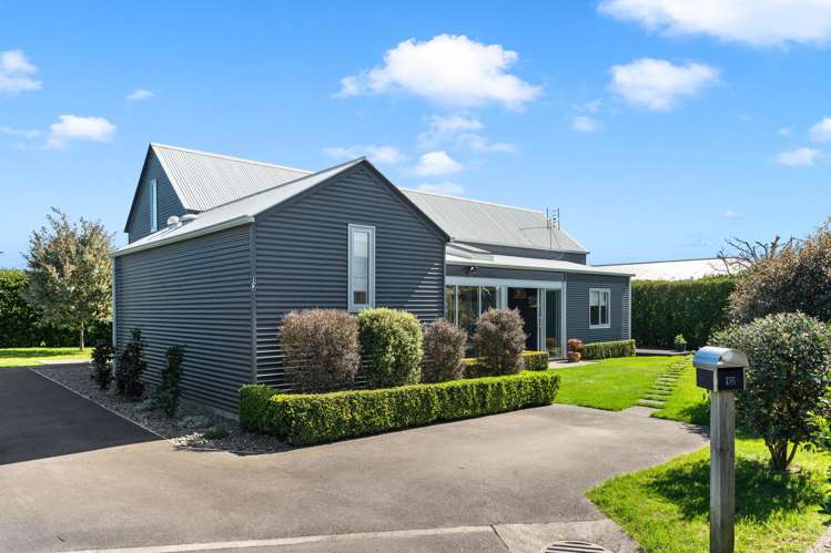 12 Burgundy Drive Martinborough_18