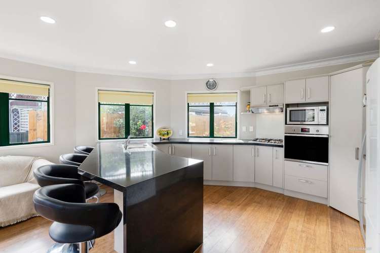 28 Trossach Place Wattle Downs_18