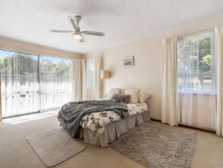 68 Fitzwater Place Henderson_21