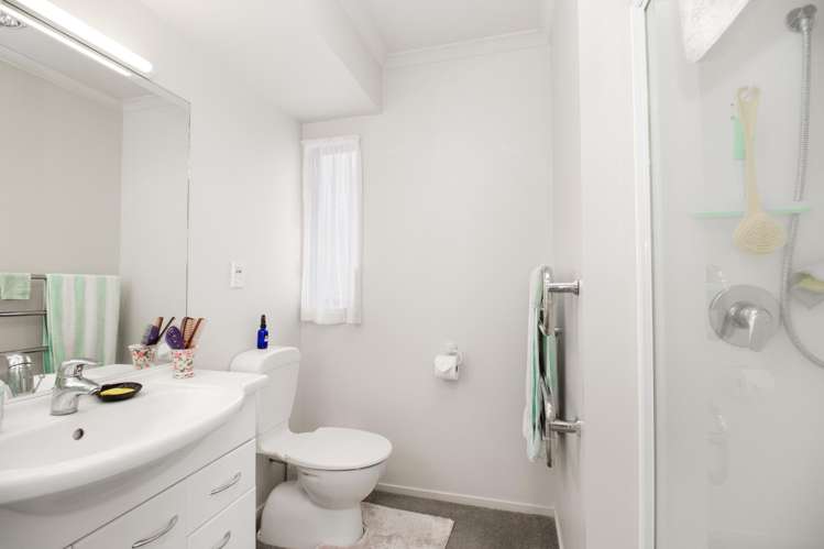 18 Devon Street Glenholme_11