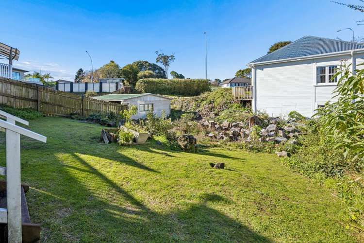 6 Lyon Avenue Mt Albert_11