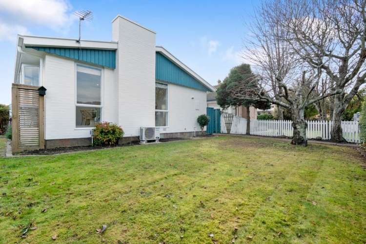 12A Waiau Street Cracroft_13