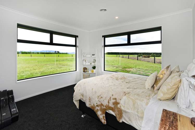 38 Whitcombe Place Darfield_12