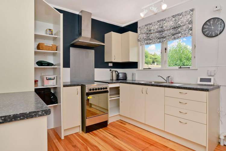 19 Tomin Road Glenview_5