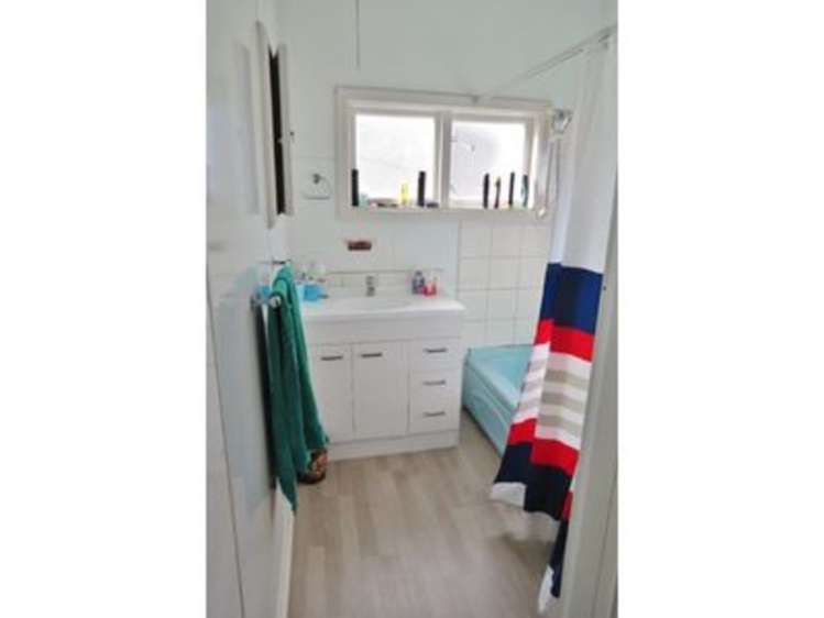 378a Pages Road Aranui_6