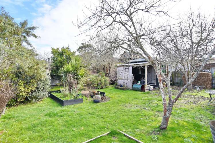 43 Batten Grove The Pines Beach_23