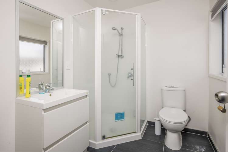 35 Treestump Road Takanini_13