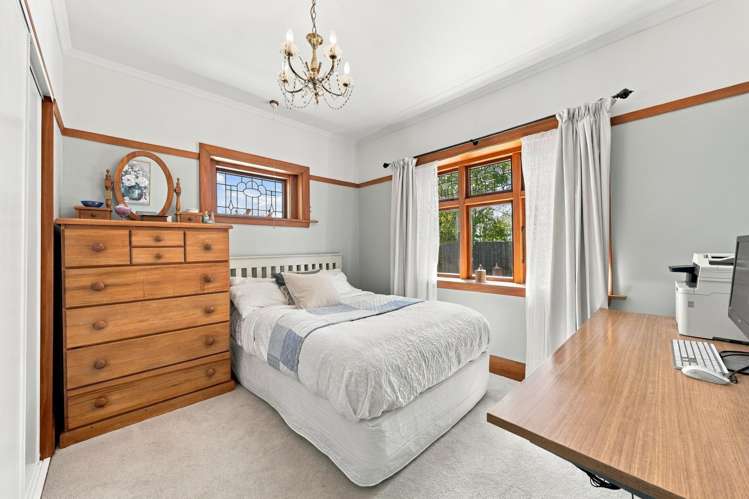 6 Cardiff Avenue Somerfield_10