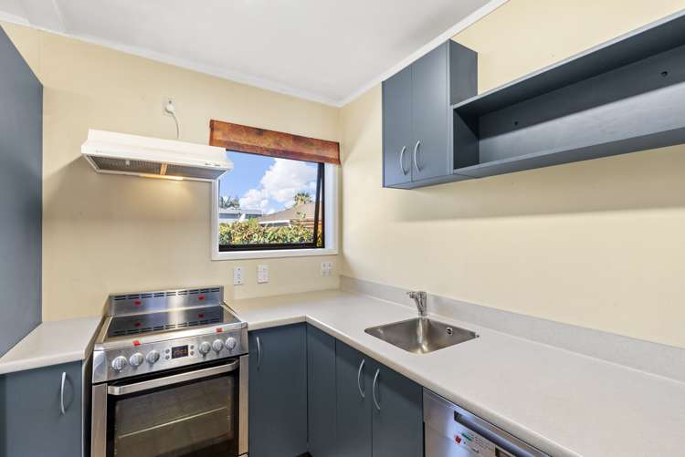 9 Milton Road Orewa_21