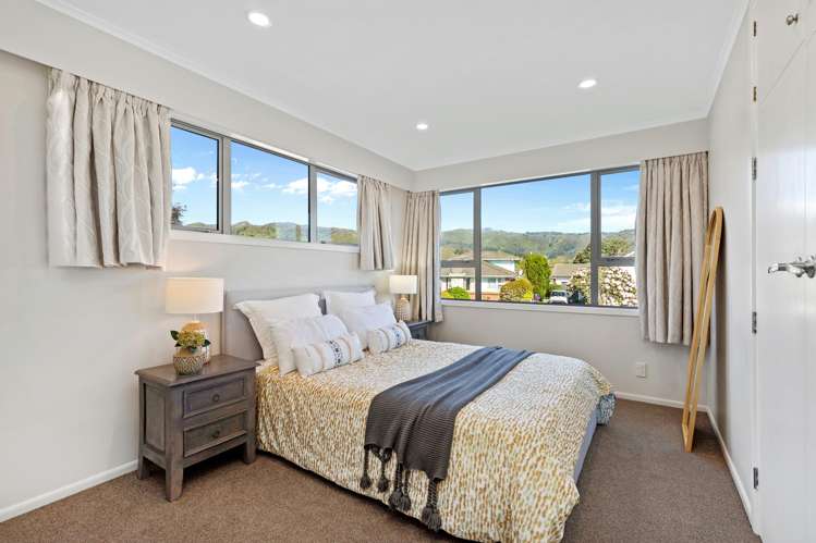 24 Holyoake Crescent Avalon_17