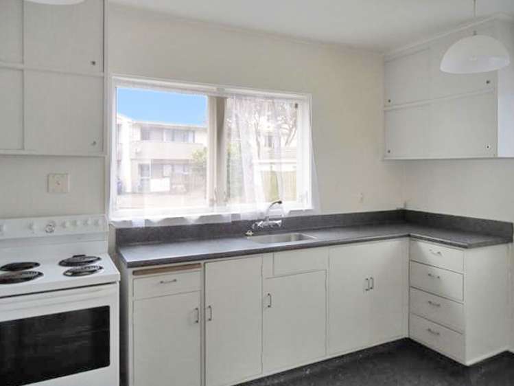 6/174 Kings Crescent 2652_2