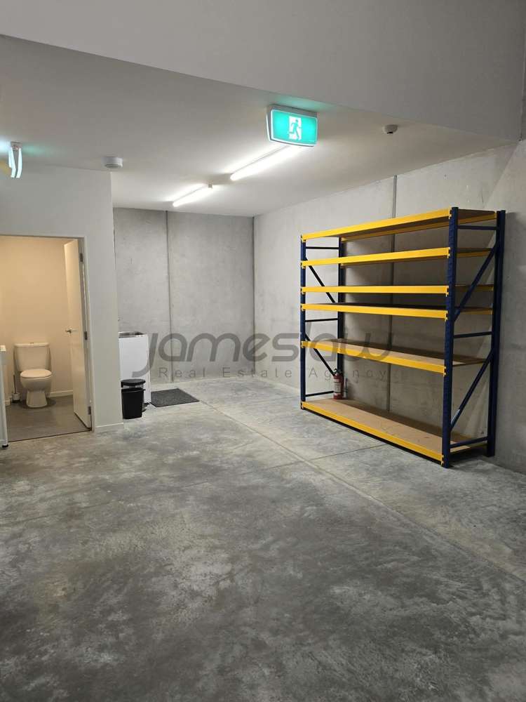 11/45 Karepiro Drive Stanmore Bay_4