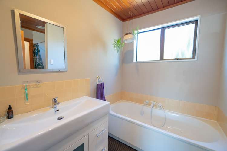 39 Home Street Manapouri_8