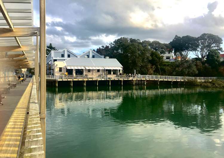 24 Oioi Road Hobsonville_12