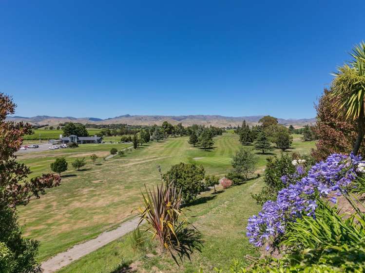 35 Pine Hill Rise Fairhall_16