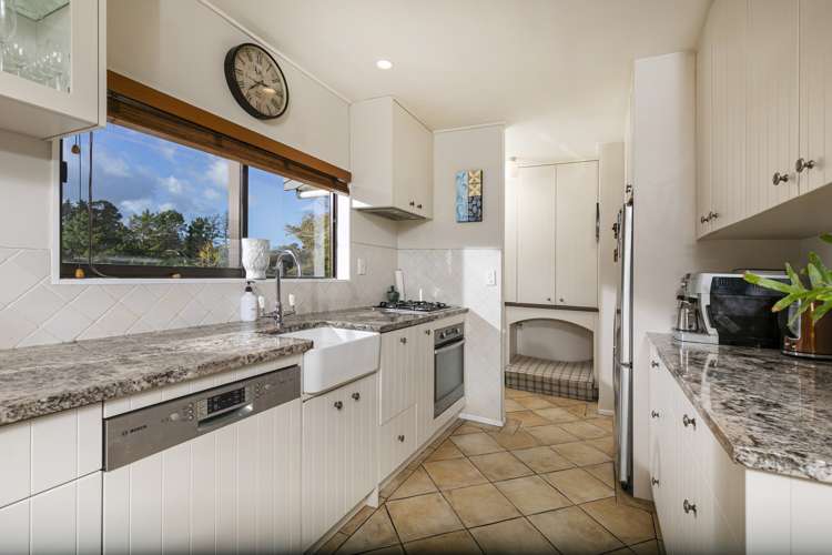 19 Lloyd Road Riverhead_10