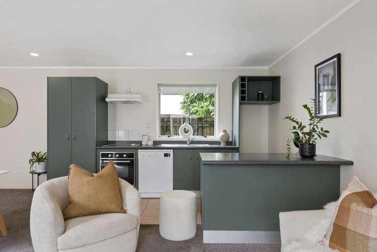 16/8 Rendall Place_4