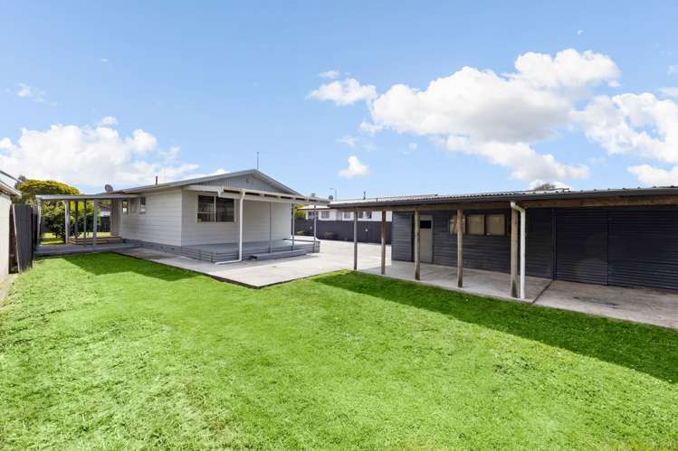 53 Karen Crescent Dinsdale_12