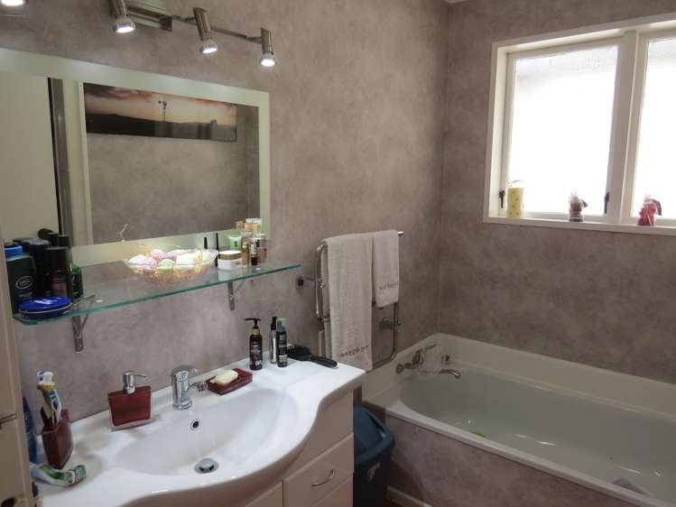 53 Barrells Road Pahiatua_17