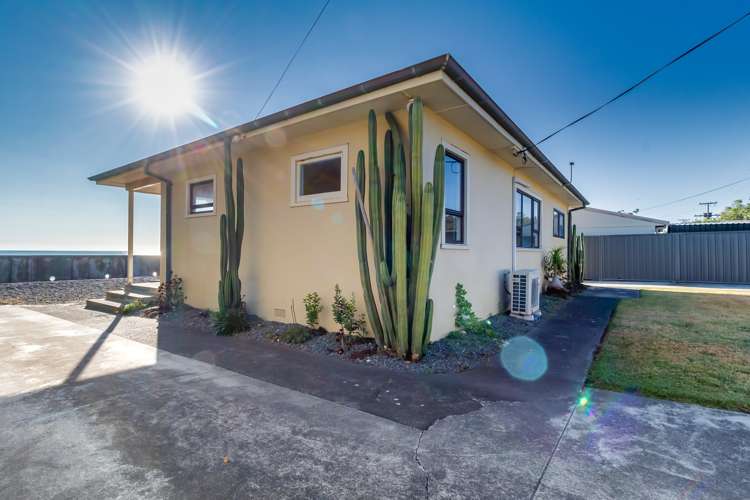 21 Clifton Road Haumoana_10
